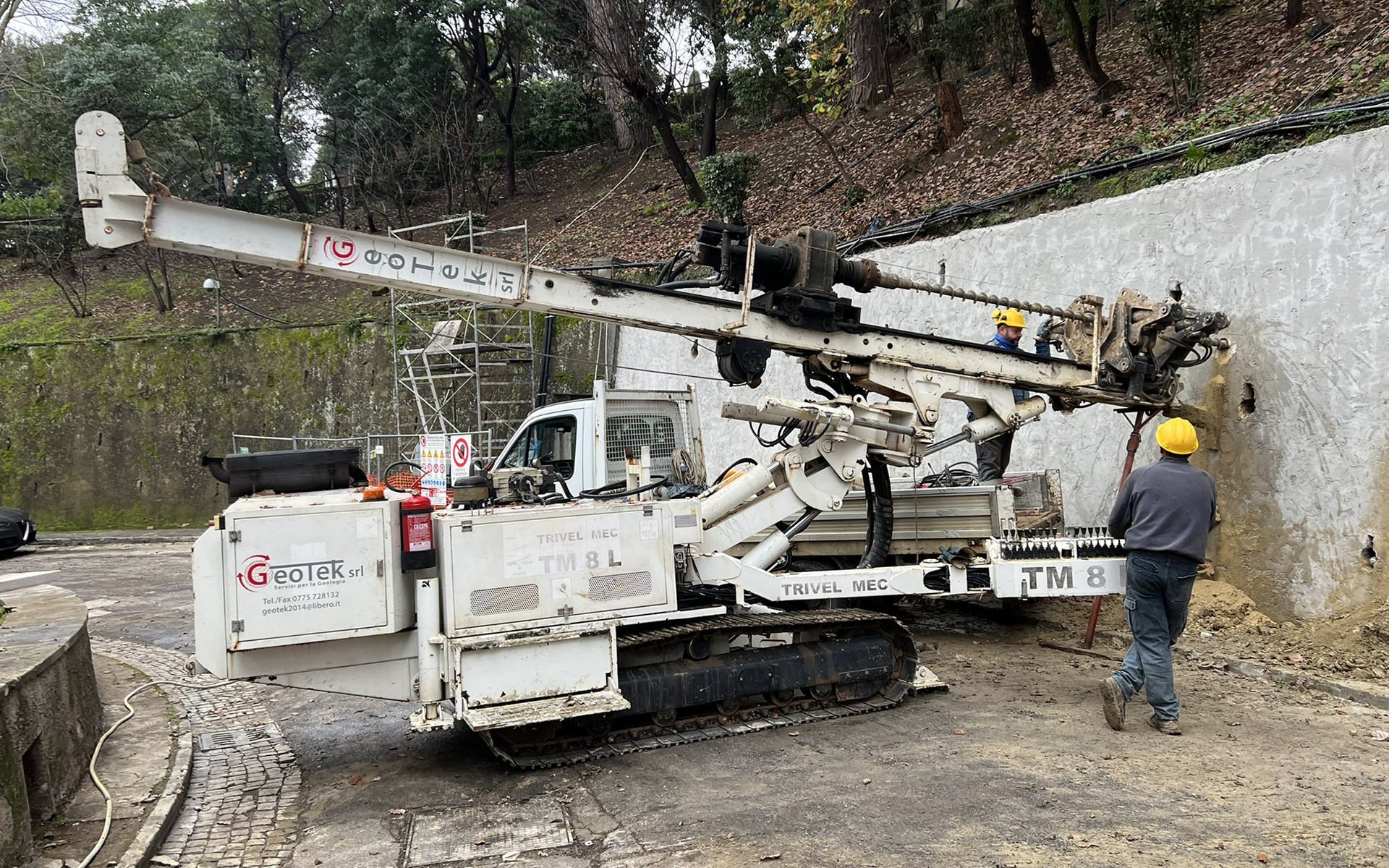 perforatrici-attrezzatura-geologia-geofisica-anagni-roma-frosinone